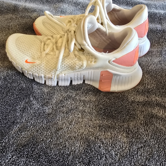 Nike Metcon - Picture 2 of 3